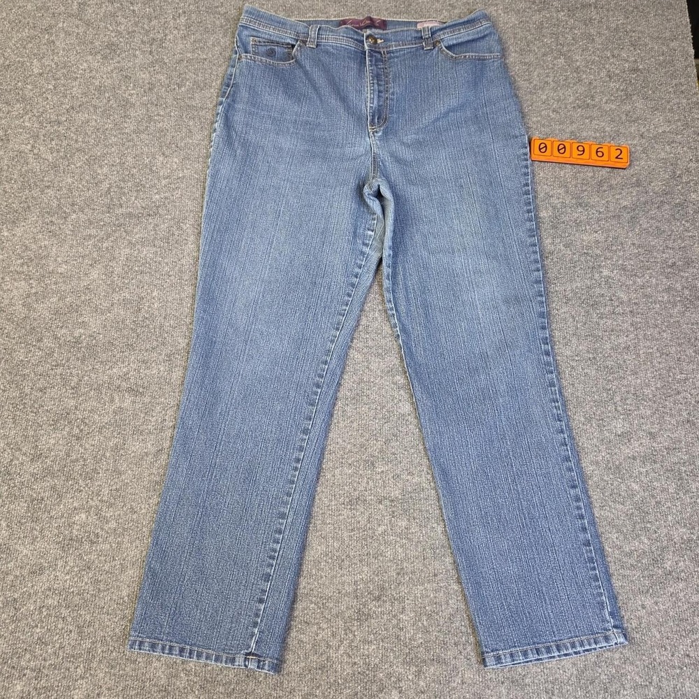 Gloria Vanderbilt Amanda Jeans Womens 16 Blue Straight Leg Denim